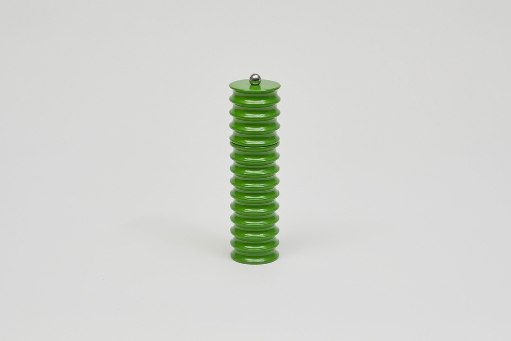 Twister Salt & Pepper Mill Clover