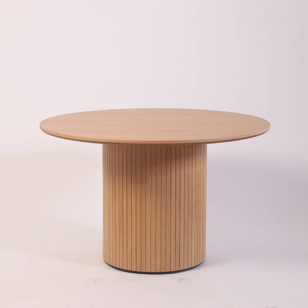 Pub & Club Table D